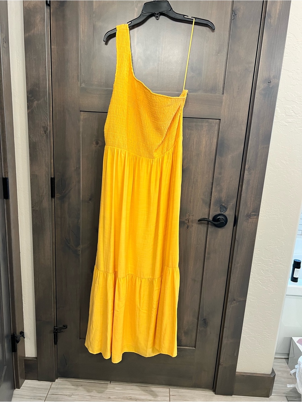 Nine West Bright Yellow One-Shoulder Maxi Dress
